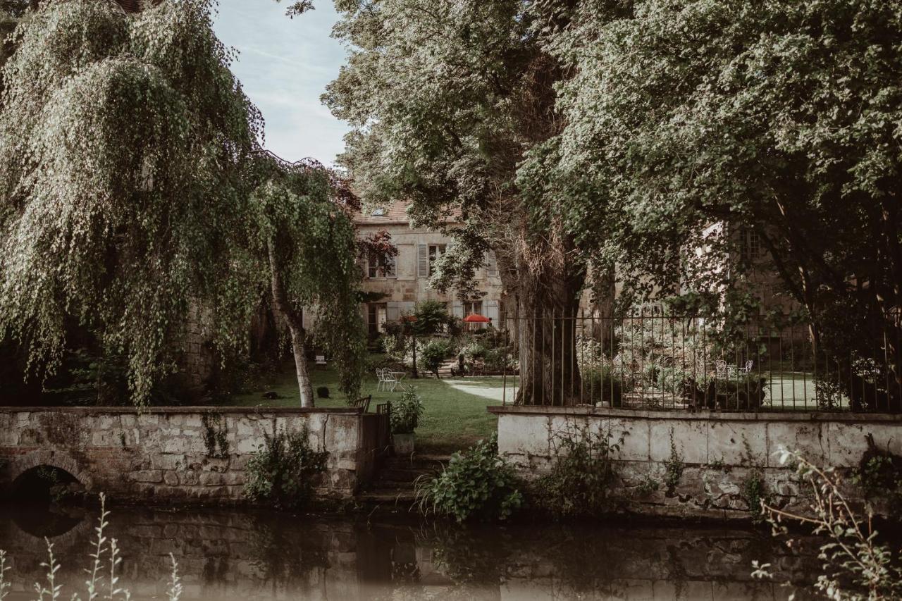La Fontaine Racine - Chambres d'hôtes La Ferte-Milon Exterior foto