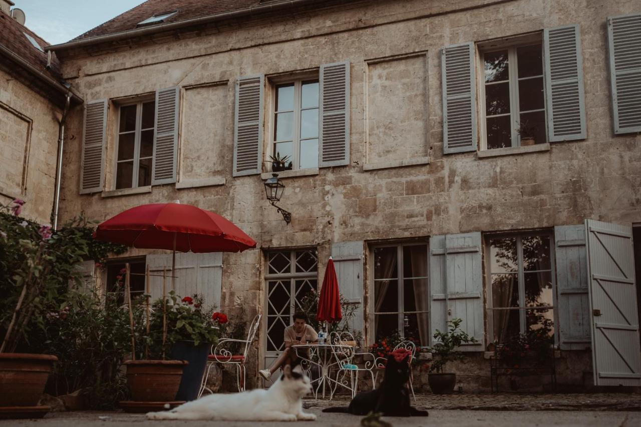 La Fontaine Racine - Chambres d'hôtes La Ferte-Milon Exterior foto